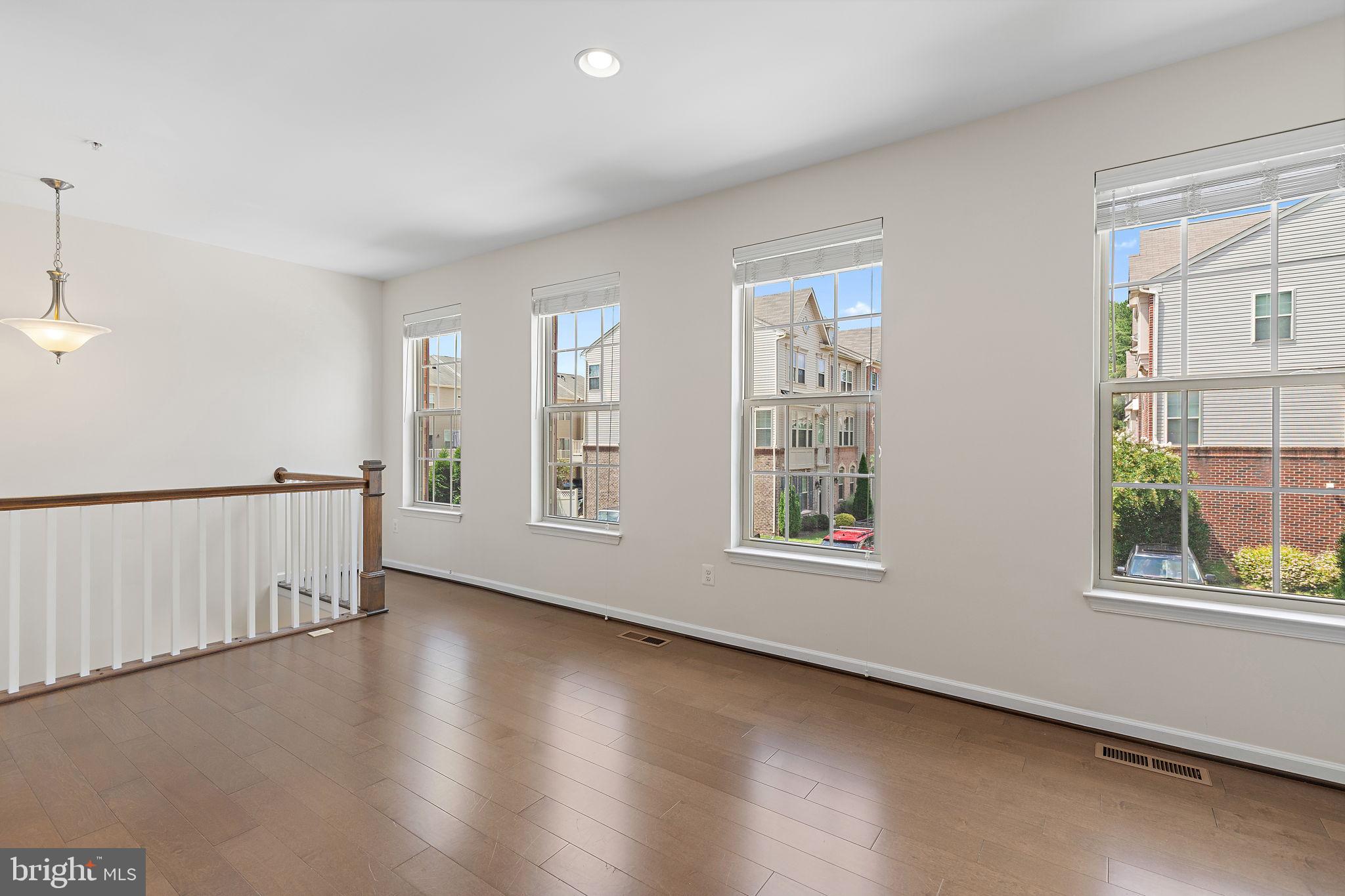 7847 Rappaport Drive Jessup, MD 20794 - Photo 8 of 41 Gallery Image 8