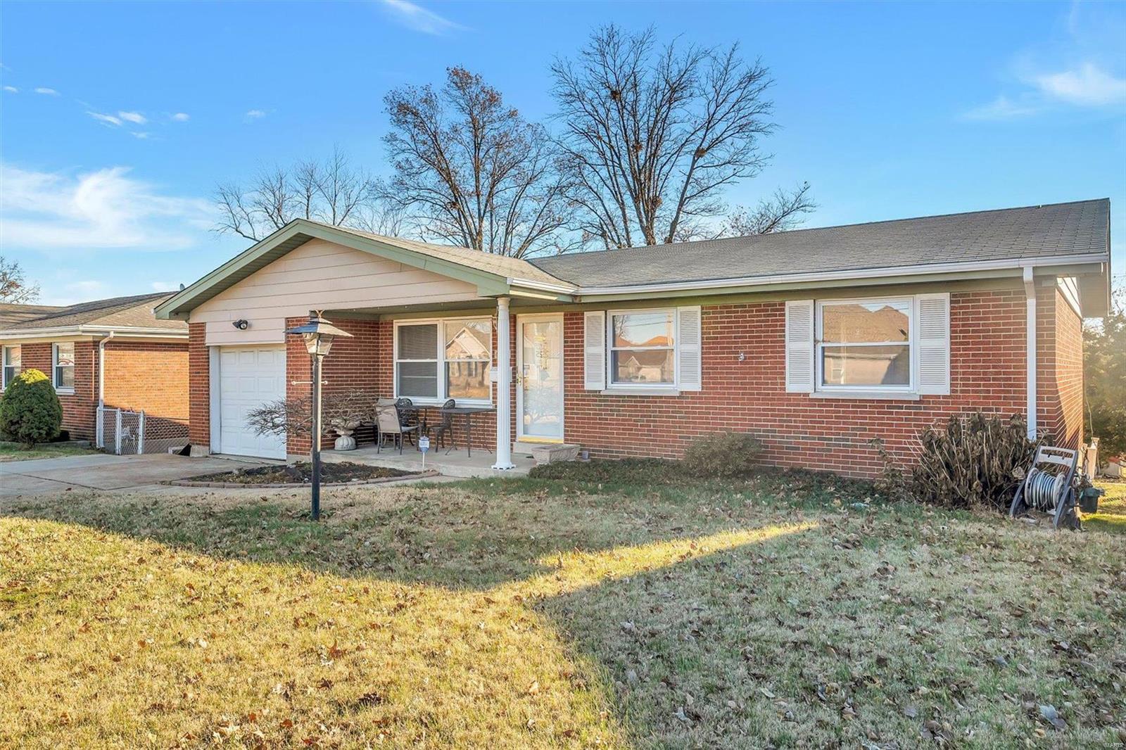 4622 Weber Road St. Louis, MO 63123 - Photo 1 of 21 Gallery Image 1