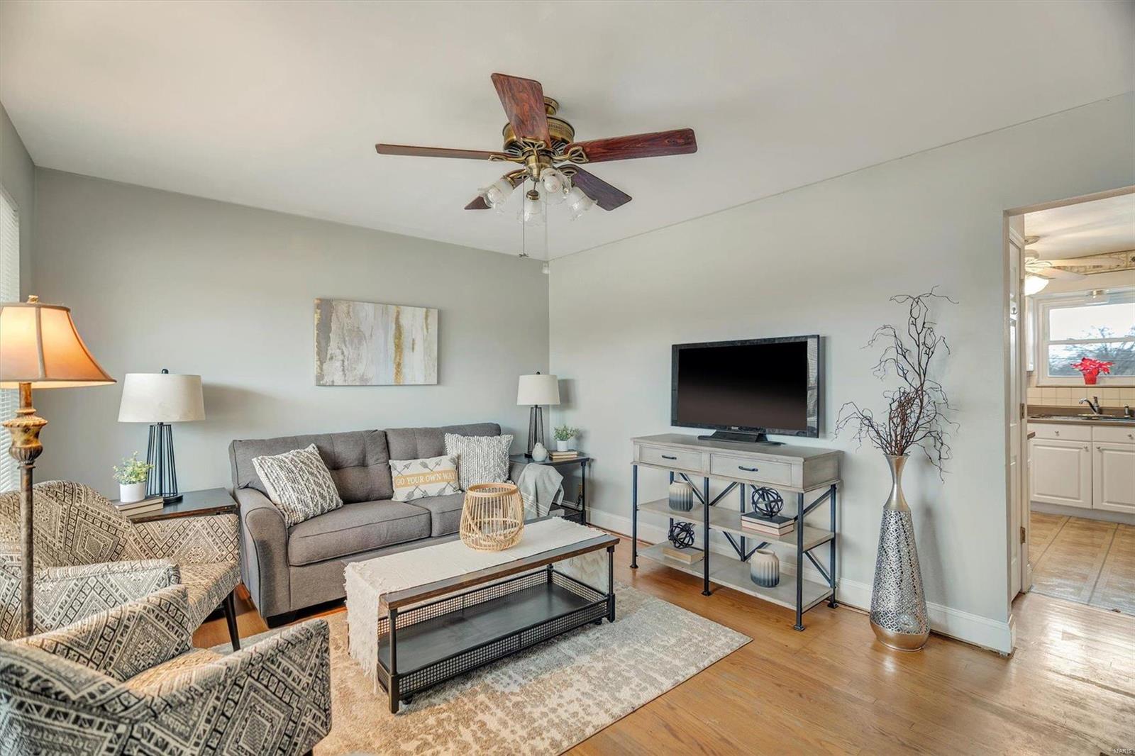 4622 Weber Road St. Louis, MO 63123 - Photo 3 of 21 Gallery Image 3