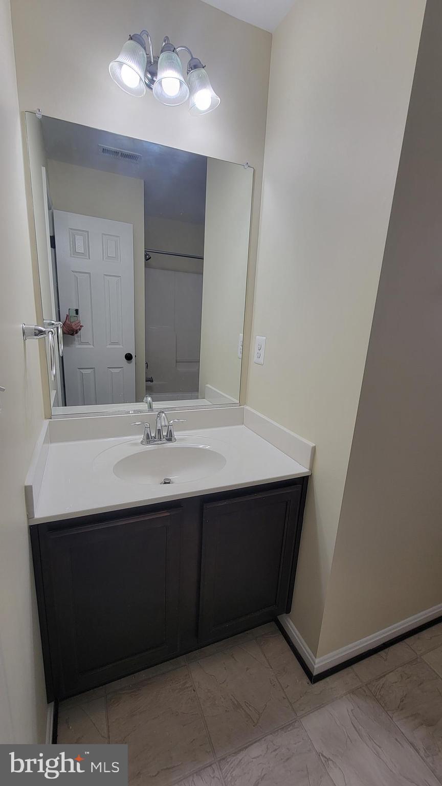 2360 Silver Fox Way Locust Grove, VA 22508 - Photo 27 of 30 Bath - Bedroom Level