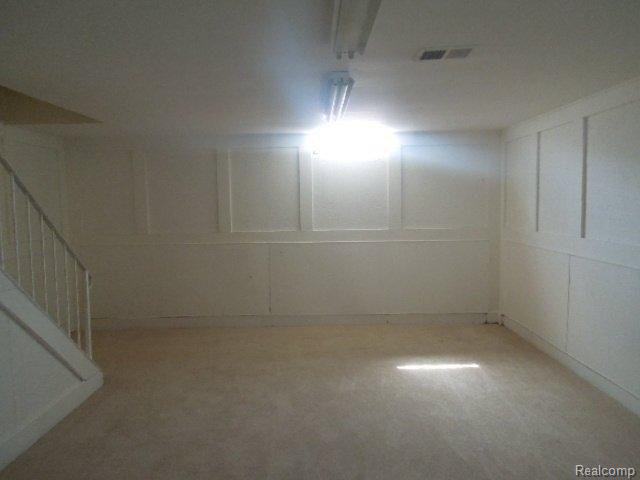 3142 Summers Road, Unit 3142 Keego Harbor, MI 48320 - Photo 9 of 17 4-4 016.jpg