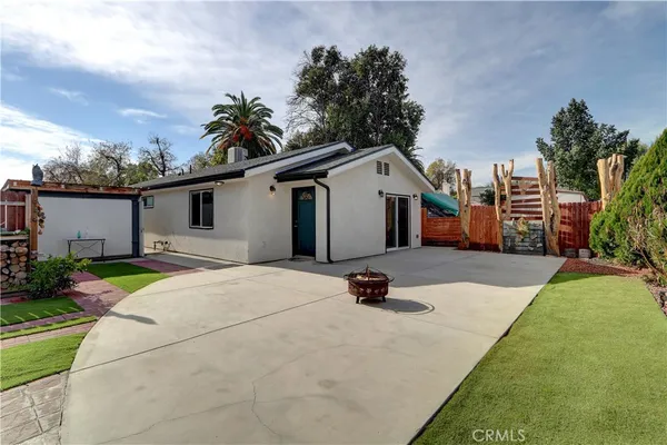 $3,395 | 7441 Beckford Avenue, Unit 1/2, Reseda, CA 91335