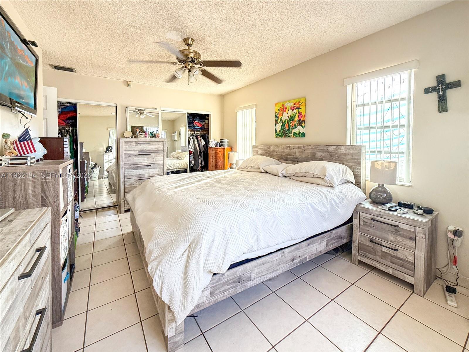 8891 Southwest 28th Street Miami, FL 33165 - Photo 15 of 21