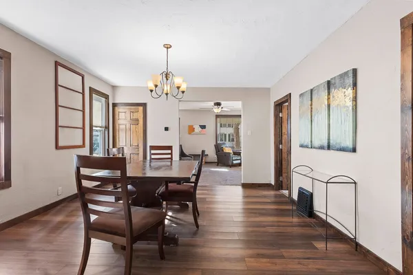 $275,000 | 730 West Oklahoma Street, Appleton, WI 54914