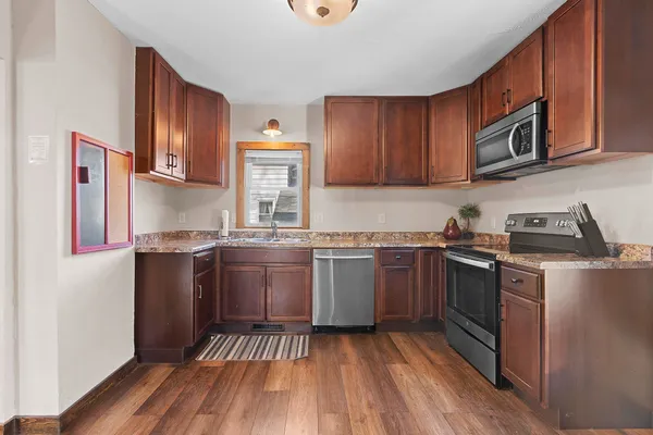 $275,000 | 730 West Oklahoma Street, Appleton, WI 54914