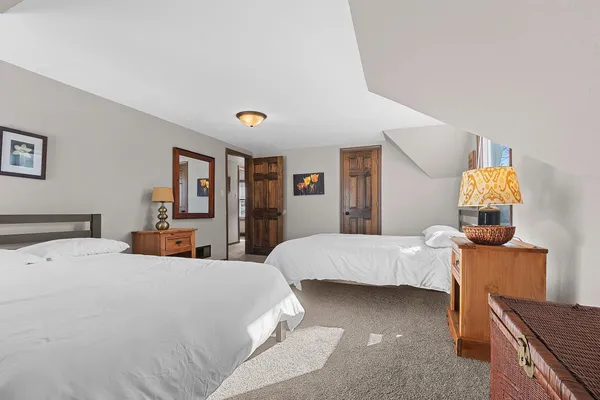 $275,000 | 730 West Oklahoma Street, Appleton, WI 54914