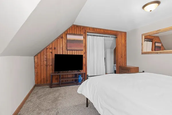 $275,000 | 730 West Oklahoma Street, Appleton, WI 54914