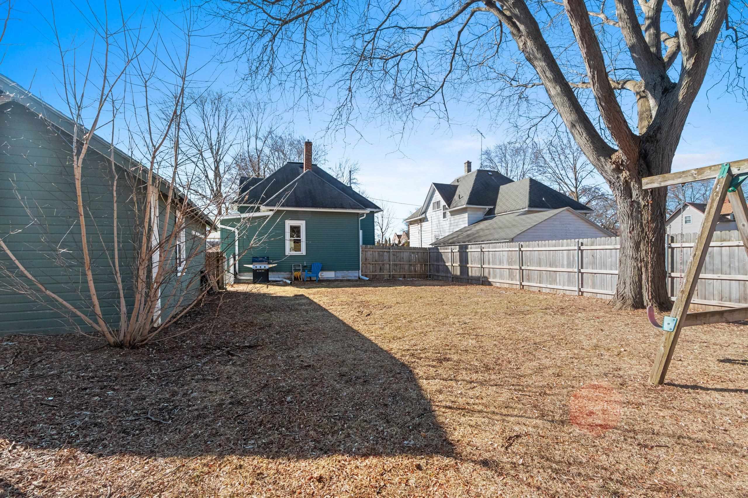 730 West Oklahoma Street Appleton, WI 54914 - Photo 33 of 46