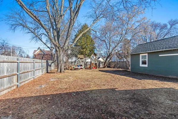 $275,000 | 730 West Oklahoma Street, Appleton, WI 54914