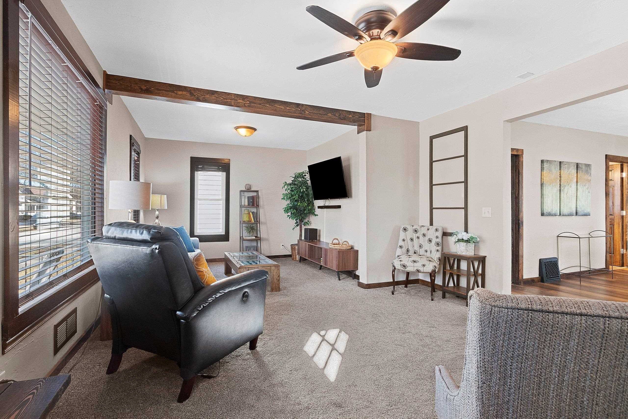 730 West Oklahoma Street Appleton, WI 54914 - Photo 5 of 46