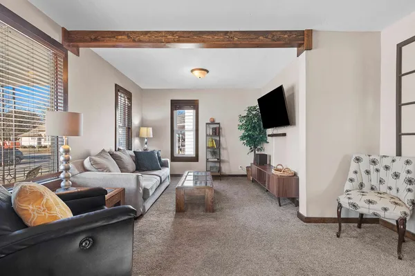 $275,000 | 730 West Oklahoma Street, Appleton, WI 54914