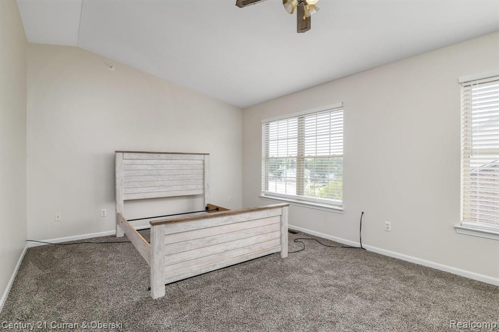 4211 Schaefer Road Dearborn, MI 48126 - Photo 18 of 28