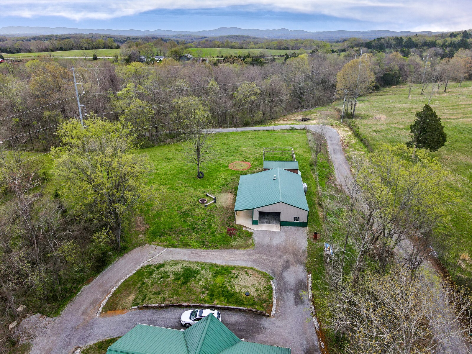 2367 Linwood Road Watertown, TN 37184 - Photo 27 of 28 an aerial view of a house with a yard