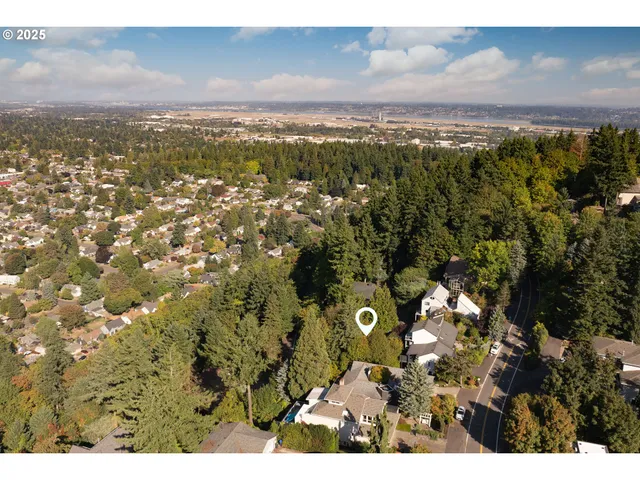 $775,000 | 2831 Northeast Rocky Butte Road, Portland, OR 97220