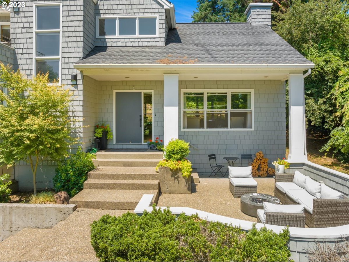 64 Berwick Road Lake Oswego, OR 97034 - Photo 4 of 20 Gallery Image 4