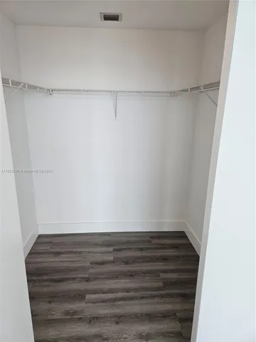 $769,000 | 888 Biscayne Boulevard, Unit 2701, Miami, FL 33132