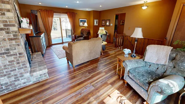 $345,000 | 941 Mary Avenue Southeast, Willmar, MN 56201