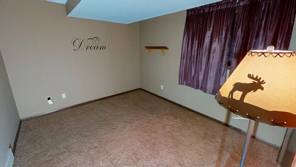 $350,000 | 941 Mary Avenue Southeast, Willmar, MN 56201