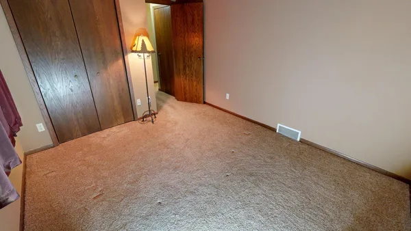 $345,000 | 941 Mary Avenue Southeast, Willmar, MN 56201