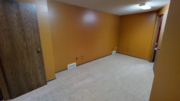 $345,000 | 941 Mary Avenue Southeast, Willmar, MN 56201