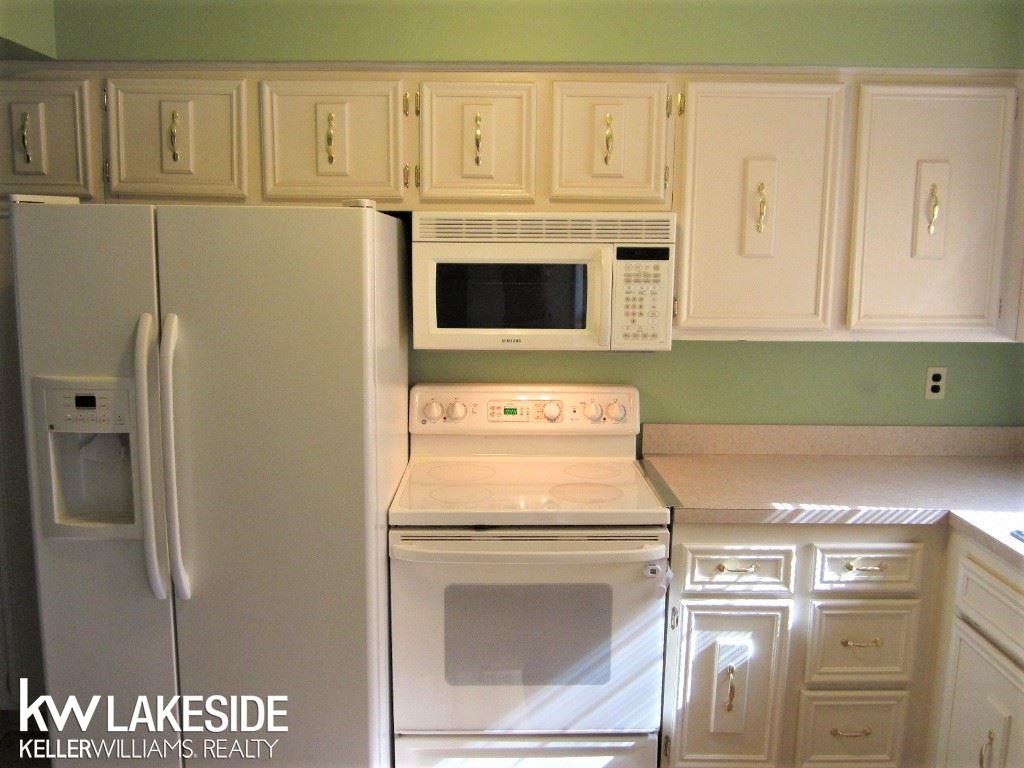 27391 Hoover Road Warren, MI 48093 - Photo 5 of 19 31396933-4.JPG