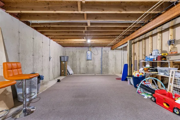 $269,900 | 611 Lanae Way, South Beloit, IL 61080