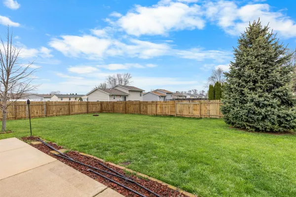 $269,900 | 611 Lanae Way, South Beloit, IL 61080
