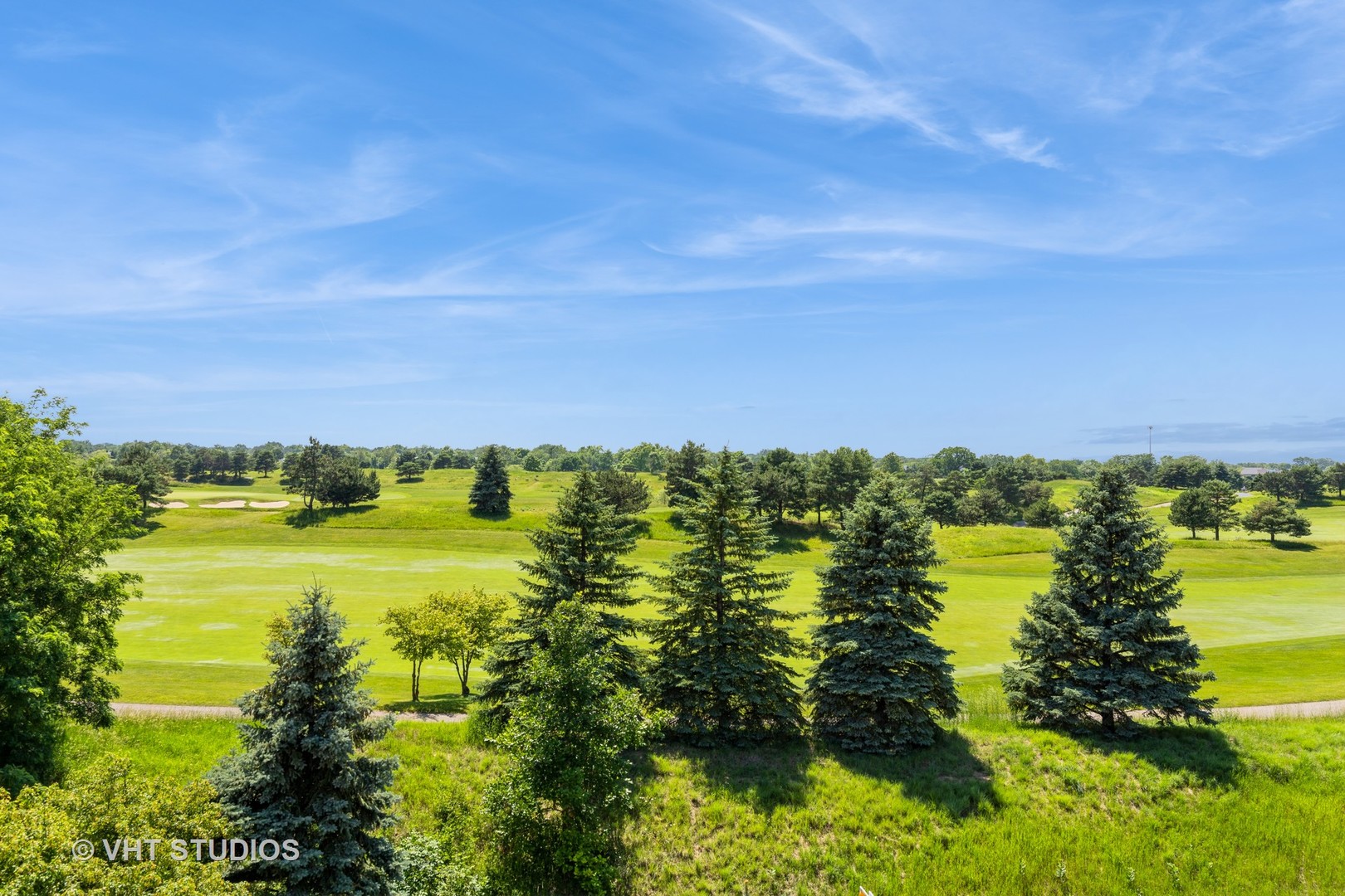 1867 Admiral Court Glenview, IL 60026 - Photo 22 of 28 a view of an ocean and beach