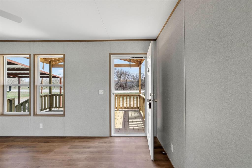 309 Rhett Court Aurora, TX 76078 - Photo 3 of 37