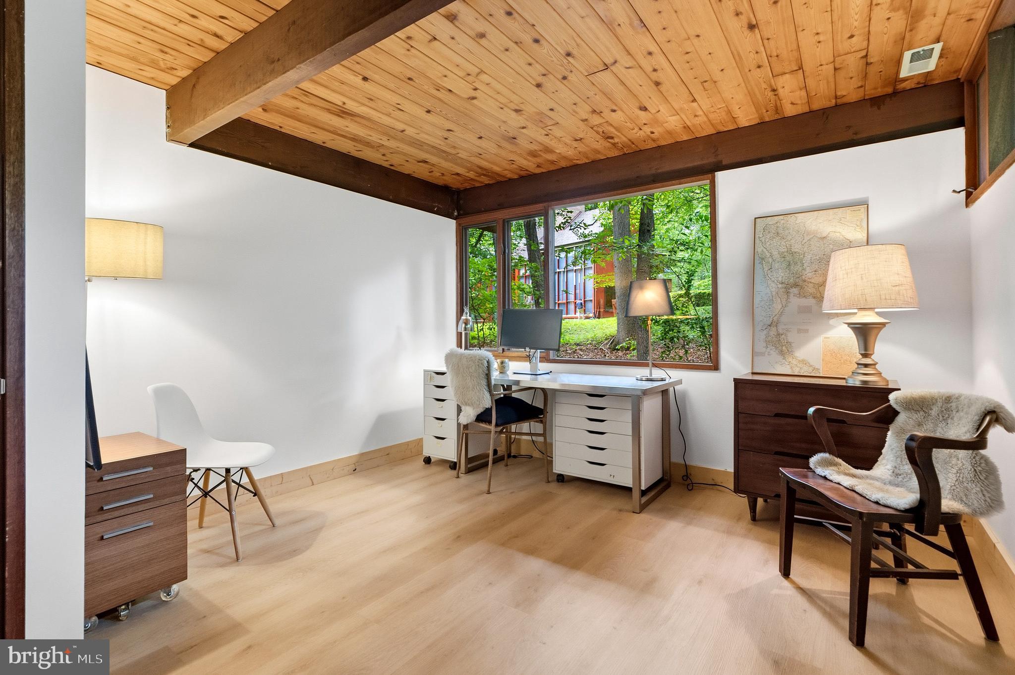 10815 Cross School Road Reston, VA 20191 - Photo 29 of 48 Home office or third bedroom
