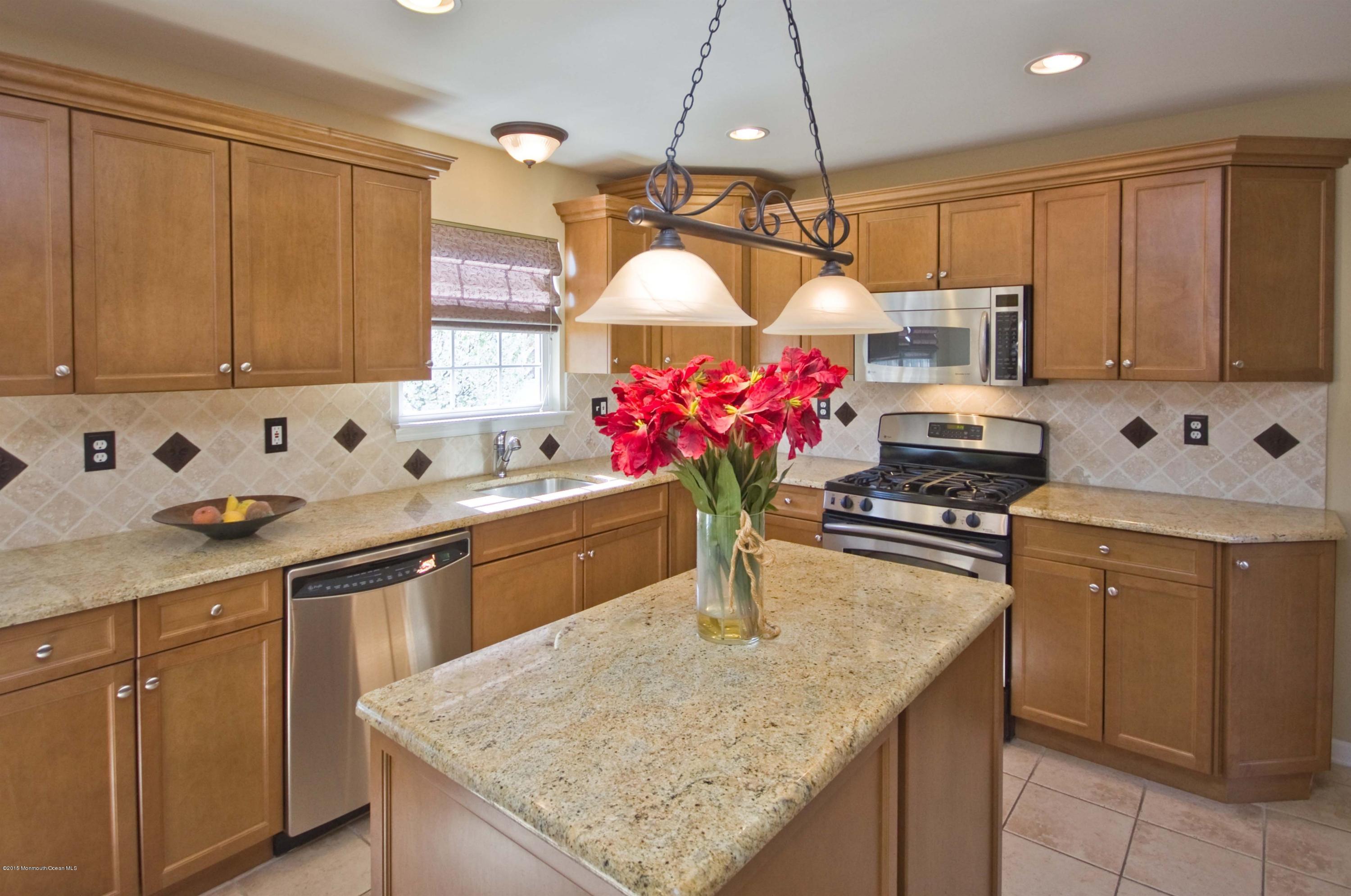 4 Boyd Road Hazlet, NJ 07730 - Photo 5 of 27 016_KITCHEN