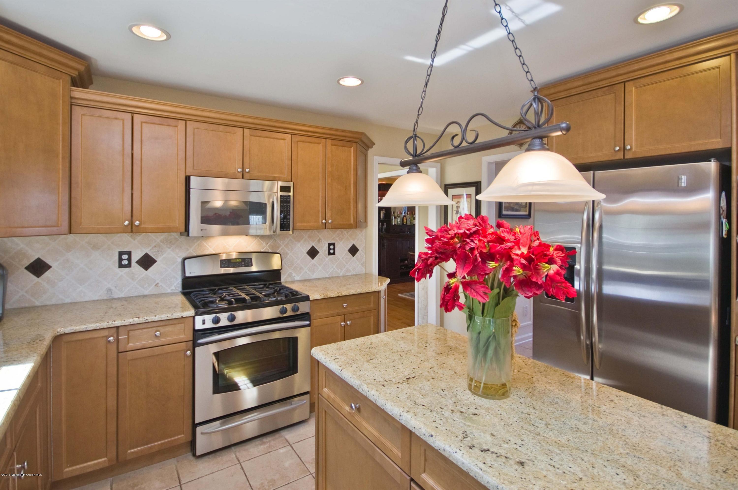 4 Boyd Road Hazlet, NJ 07730 - Photo 6 of 27 017_KITCHEN