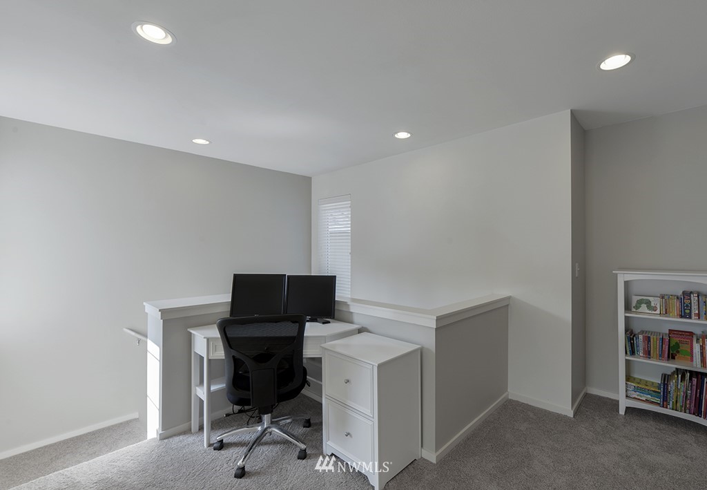 16719 166th Place Southeast Renton, WA 98058 - Photo 15 of 25 Gallery Image 15