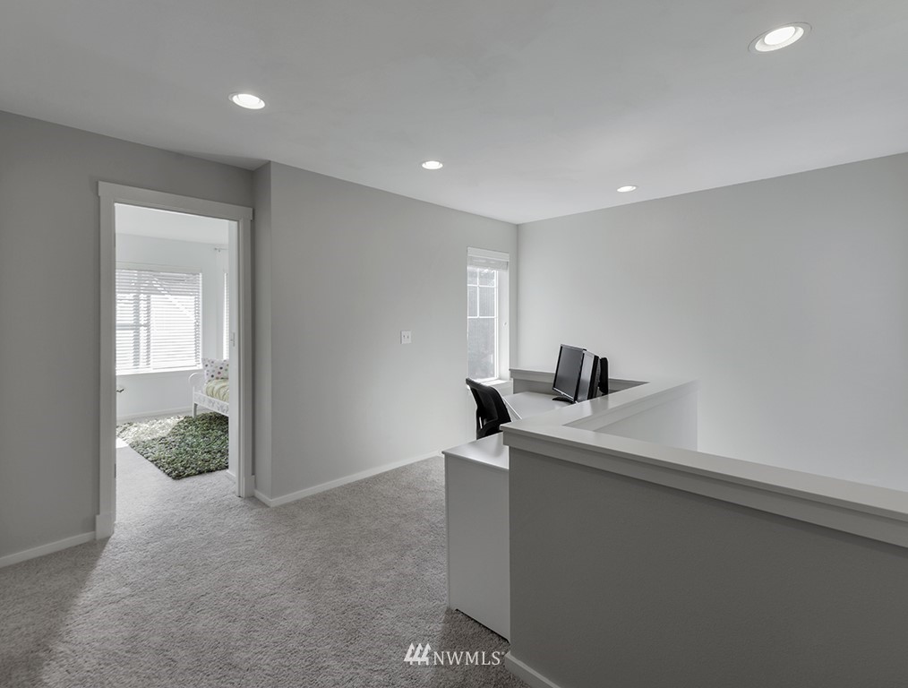 16719 166th Place Southeast Renton, WA 98058 - Photo 16 of 25 Gallery Image 16