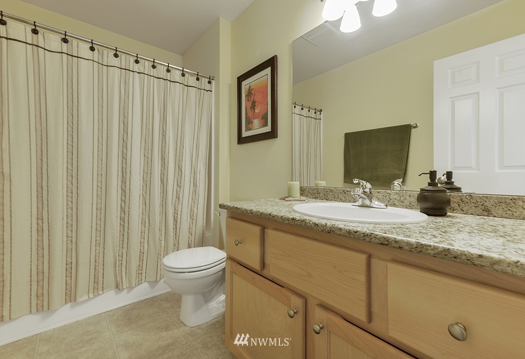 16719 166th Place Southeast Renton, WA 98058 - Photo 17 of 25 Gallery Image 17