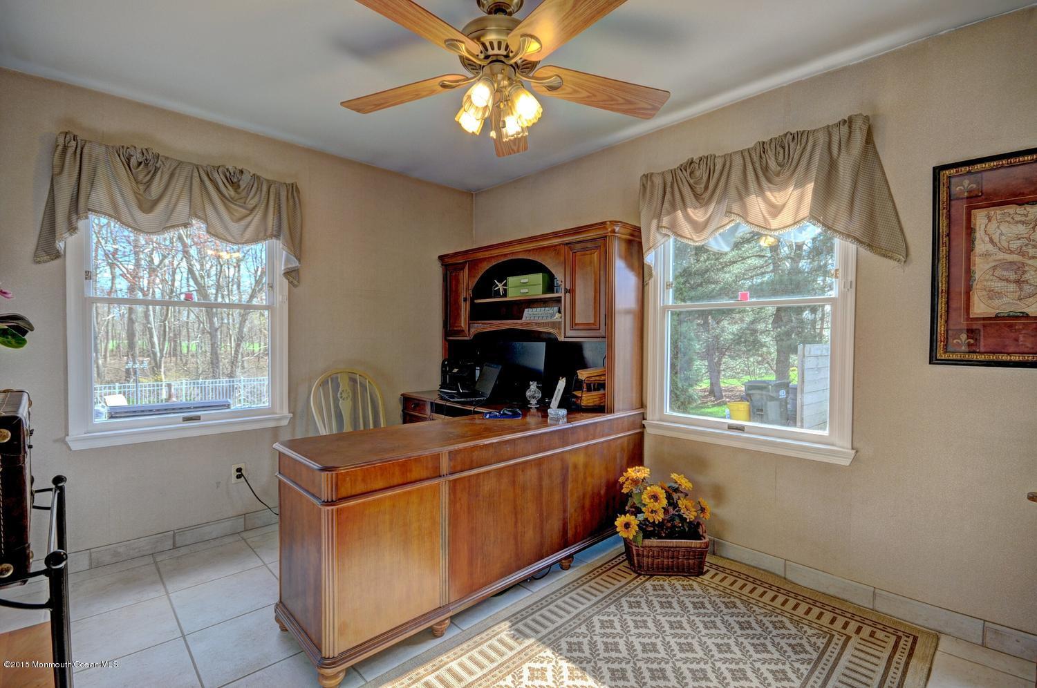 15 Yellowbrook Road Marlboro, NJ 07746 - Photo 23 of 36 Office