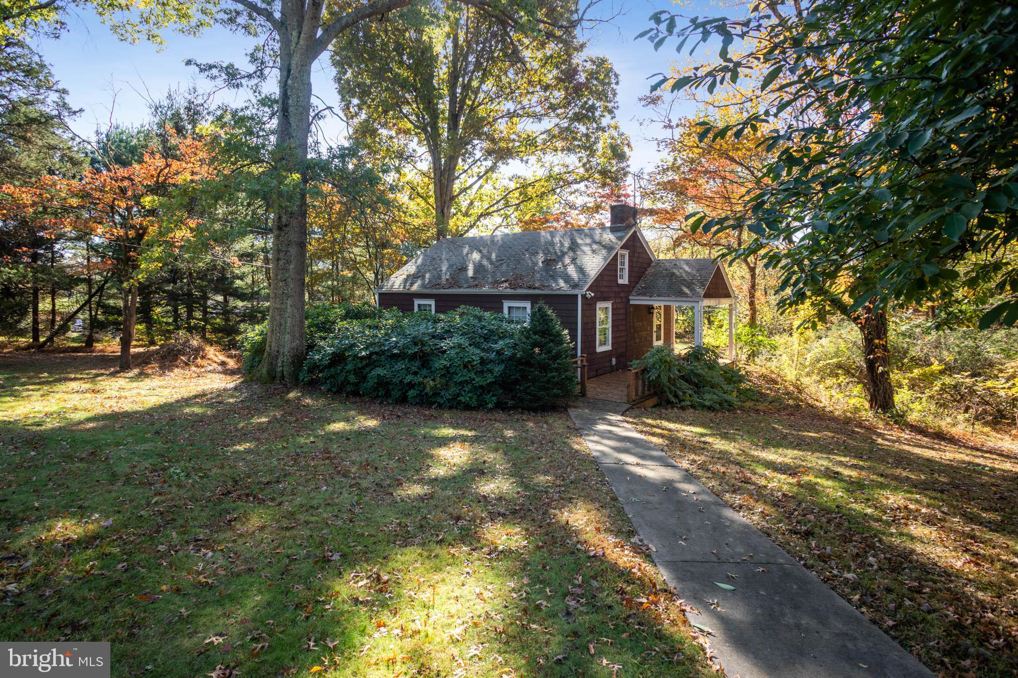 306 Pennington Harbourton Road Pennington, NJ 08534 - Photo 4 of 25 Gallery Image 4