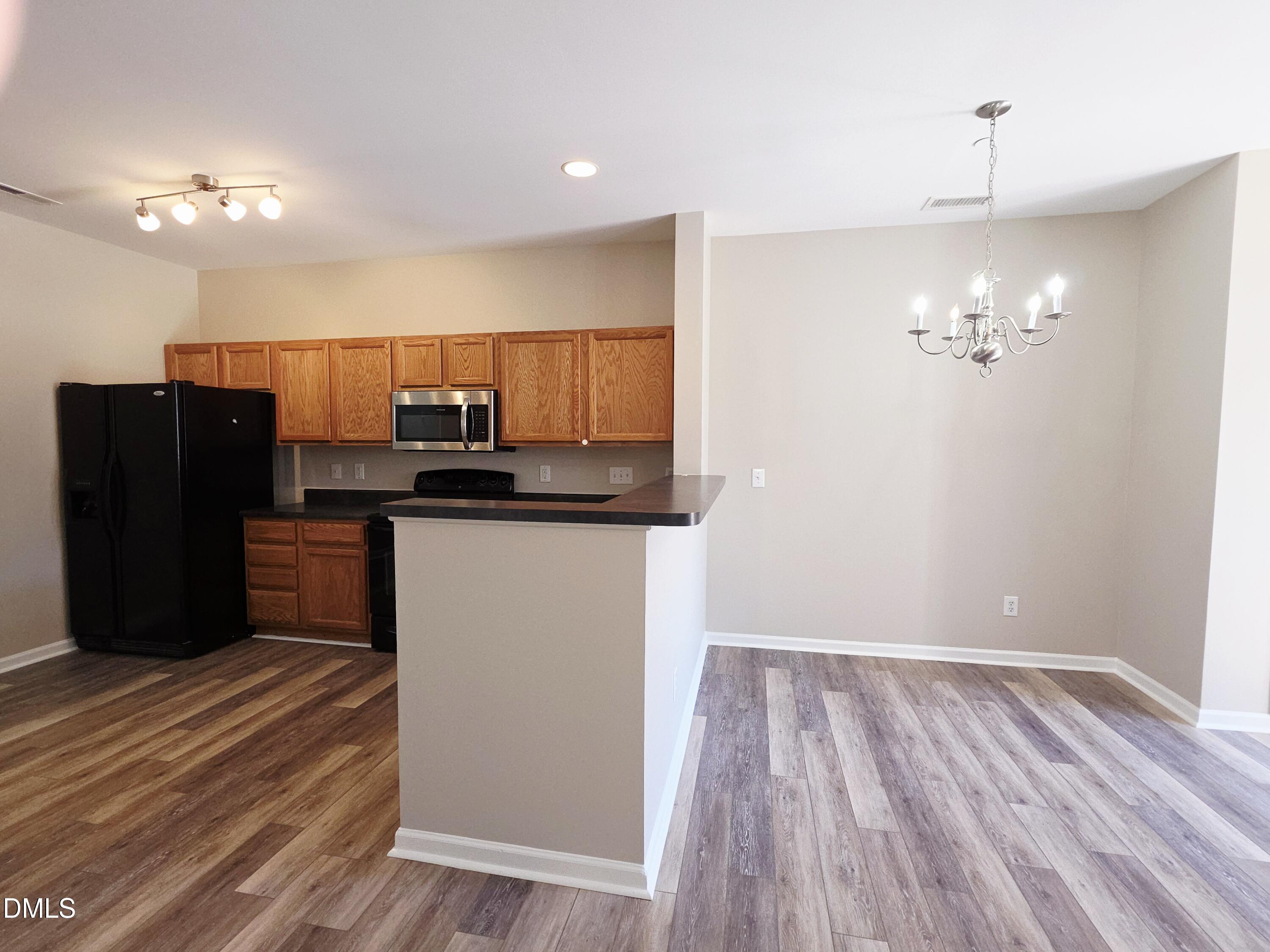 1111 Consortium Drive, Unit 103 Raleigh, NC 27603 - Photo 5 of 43 Natural Light!