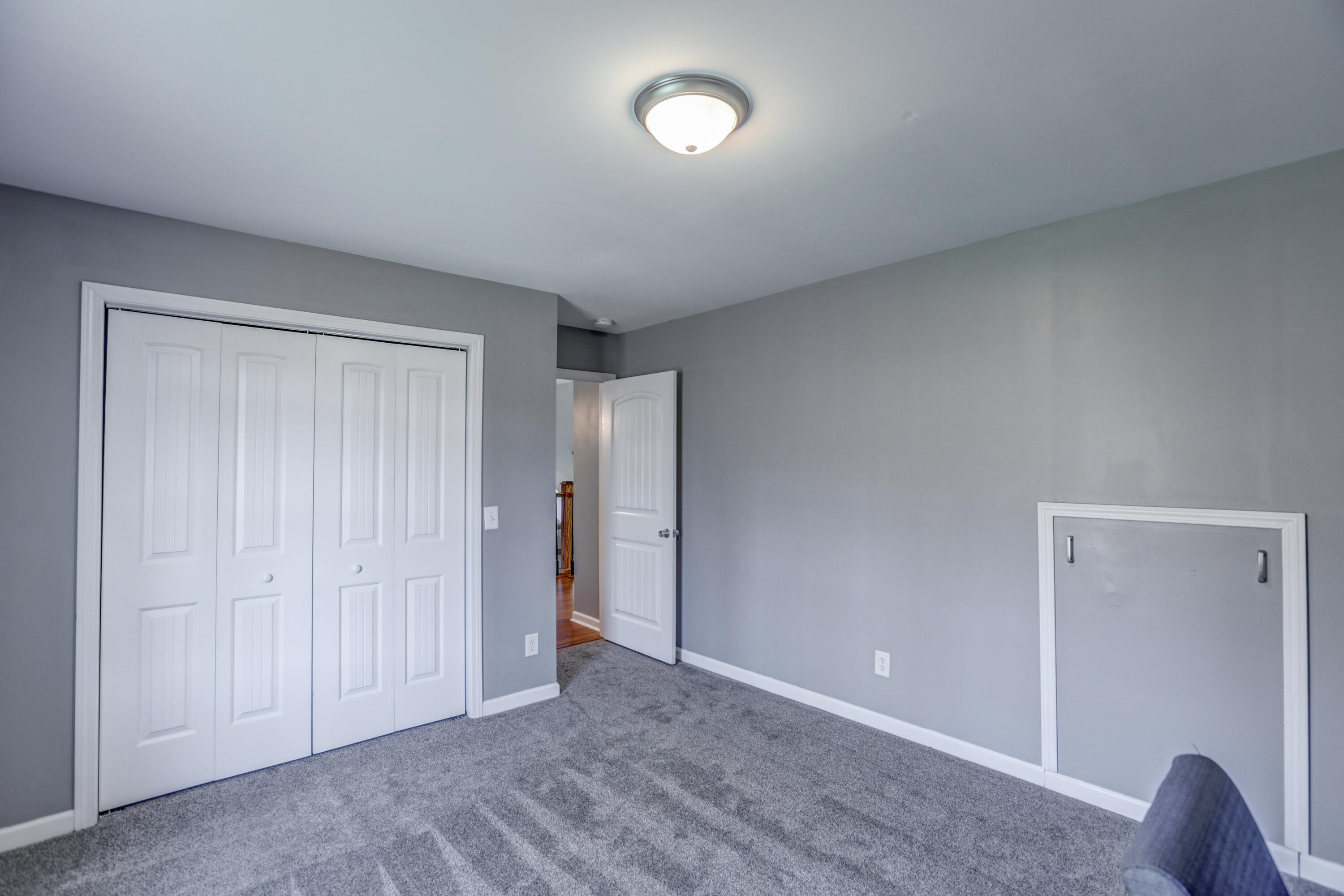 401 Old Jonesboro Road Bristol, TN 37620 - Photo 45 of 56 B42A4144_5_6_7_8