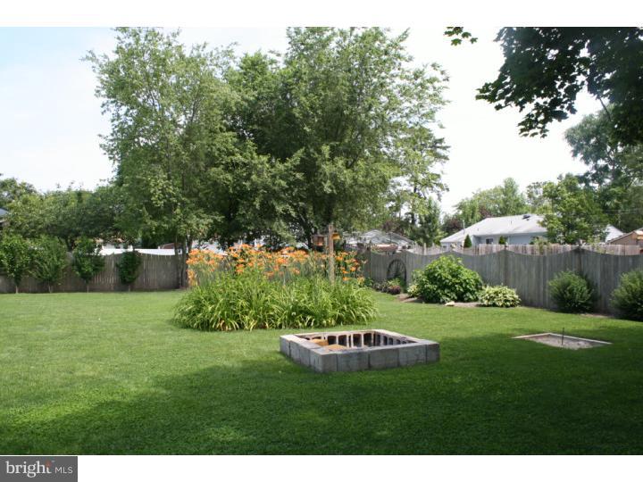 43 Stagecoach Road Southampton, NJ 08088 - Photo 6 of 16 Back Yard