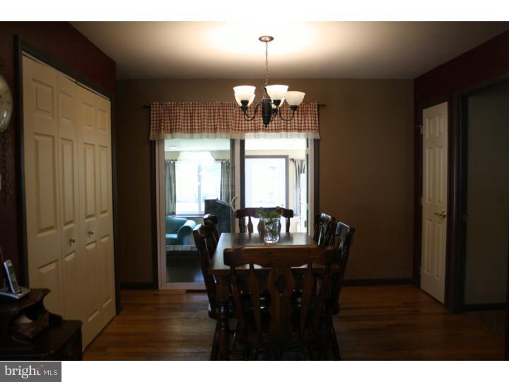 43 Stagecoach Road Southampton, NJ 08088 - Photo 10 of 16 Dining Room