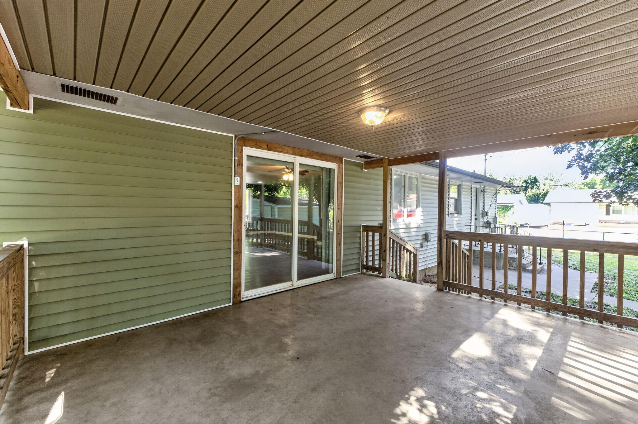 515 Grand Street Monett, MO 65708 - Photo 18 of 39 20