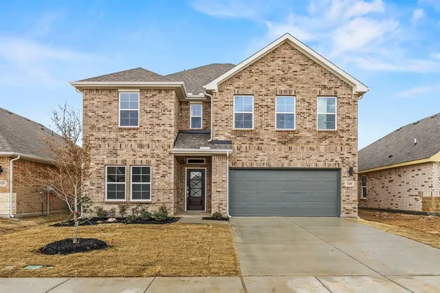 $410,900 | 329 Amberville Drive, Red Oak, TX 75154