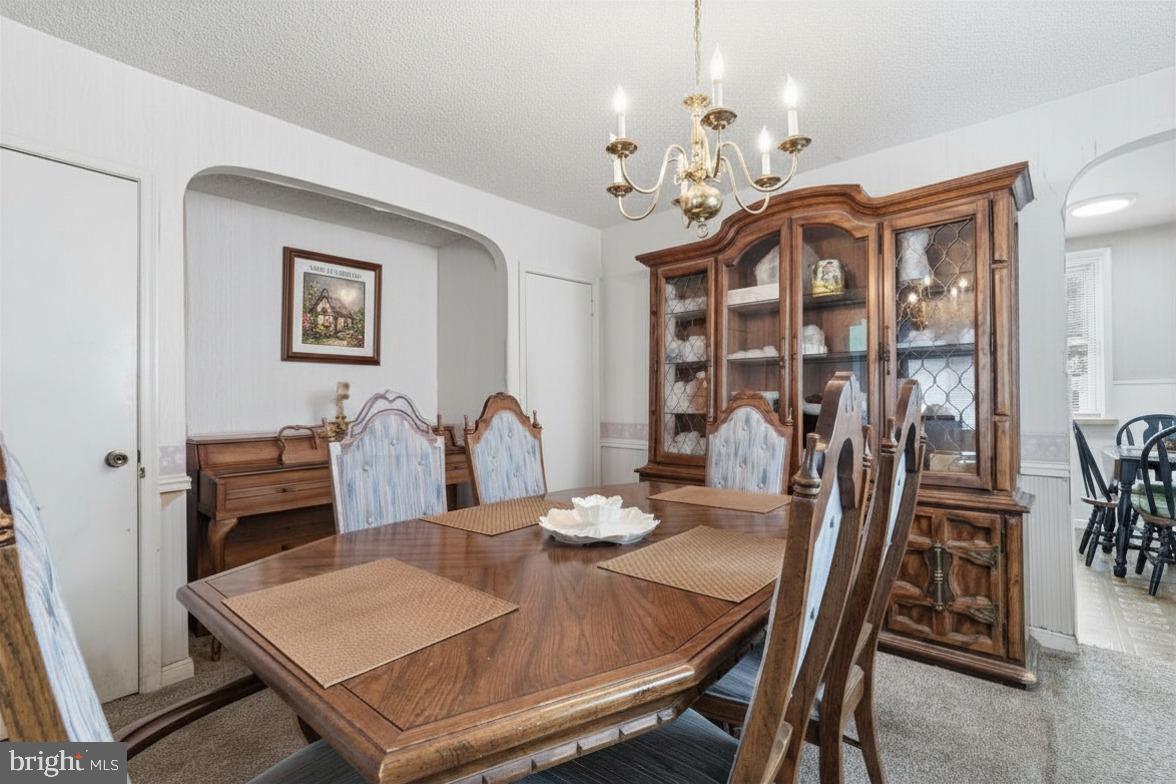 2755 Rhawn Street Philadelphia, PA 19152 - Photo 5 of 21 Gallery Image 5