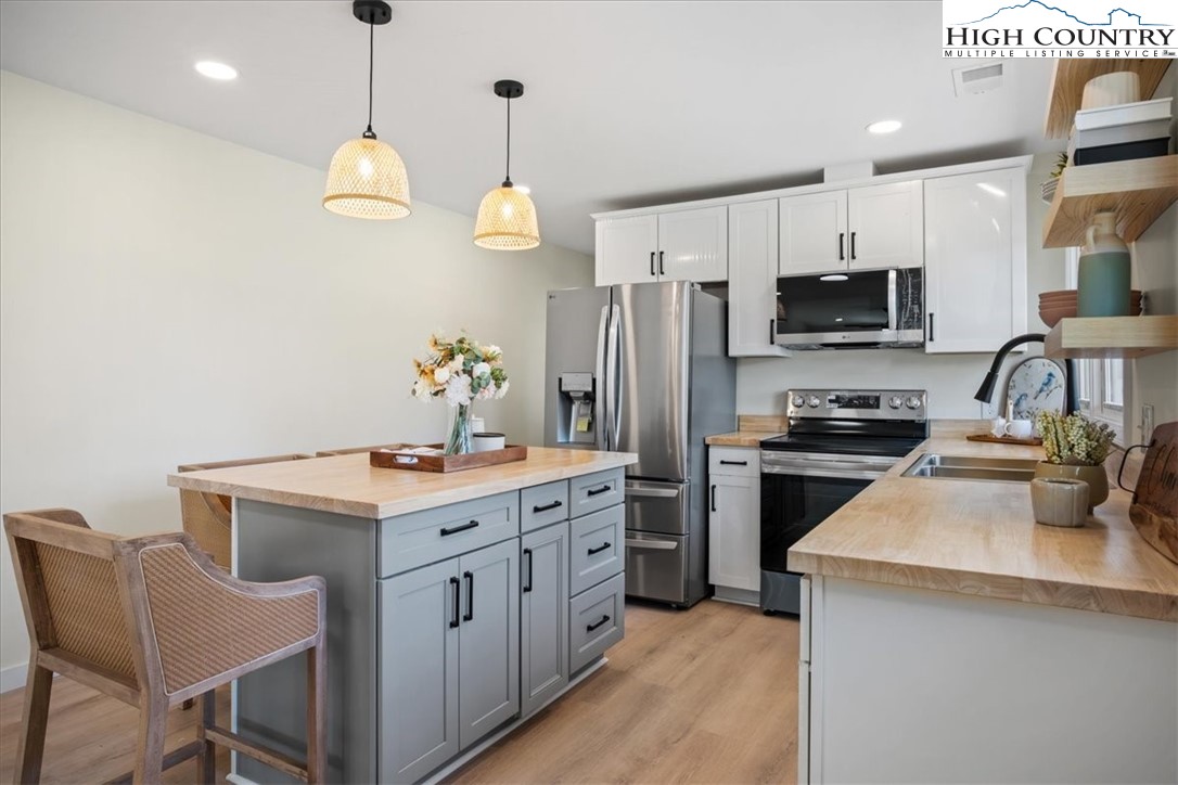 45 Miles Street Sparta, NC 28675 - Photo 9 of 30