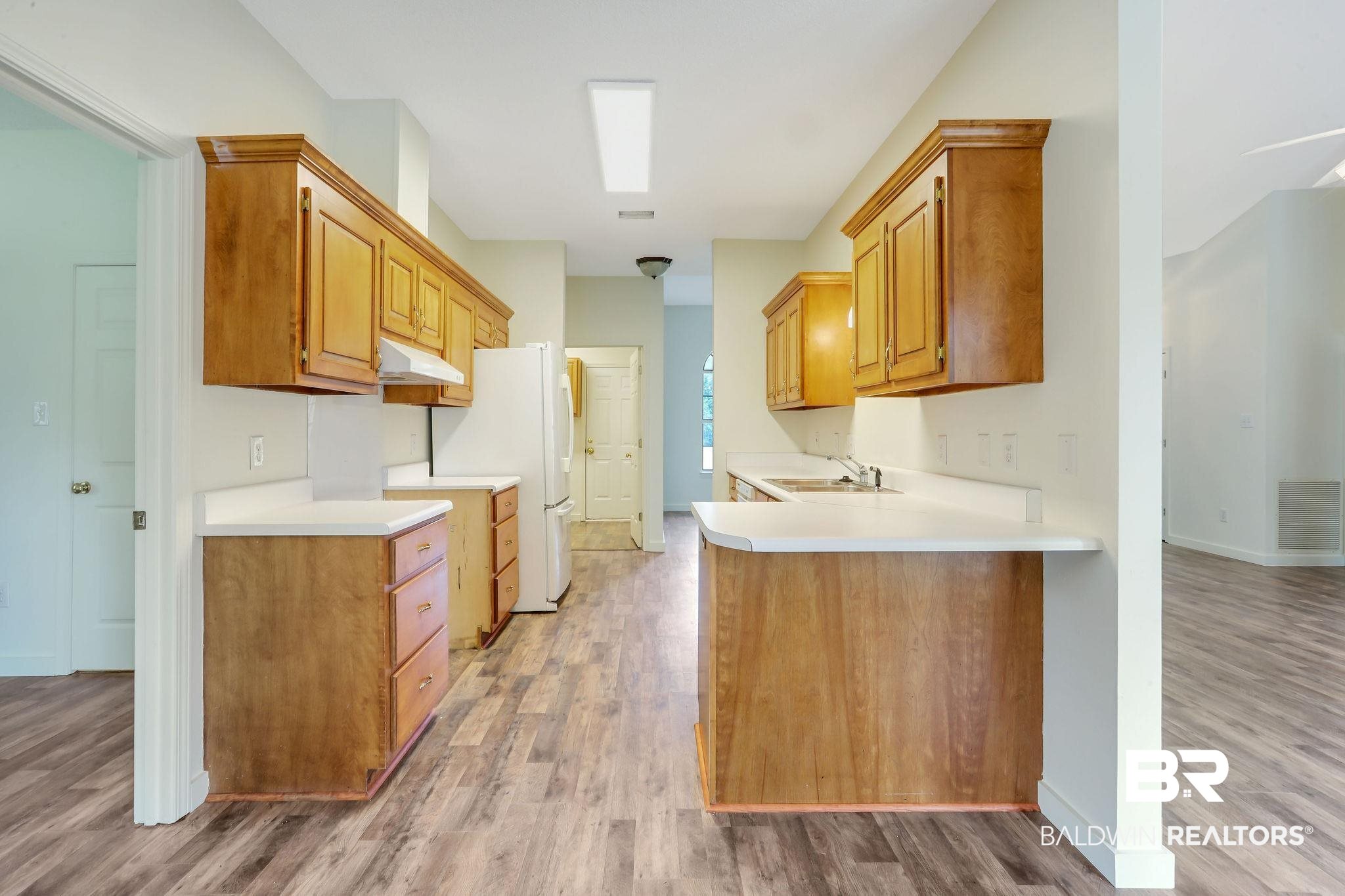 7239 Franklin Road Foley, AL 36535 - Photo 5 of 28 Kitchen