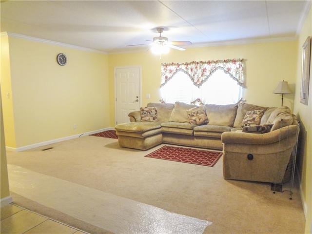 480 Cheatham Road Goodspring, TN 38460 - Photo 4 of 20 spacious Living Room