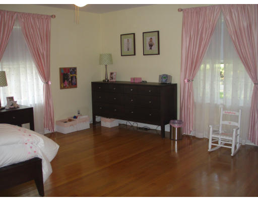 73 Elmwood Road Wellesley, MA 02481 - Photo 8 of 10 a living room with furniture and a window