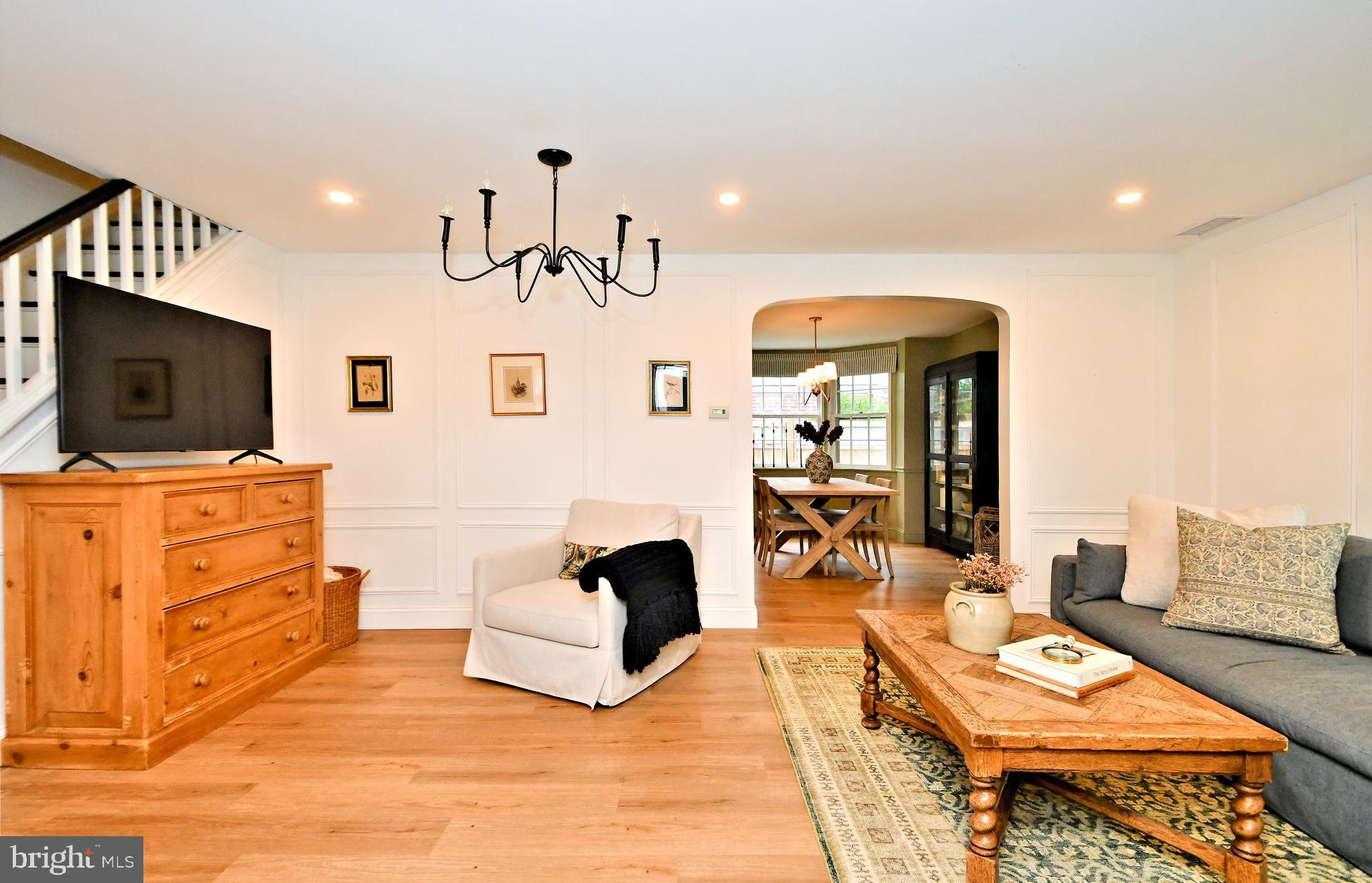 300 Canterbury Road Havertown, PA 19083 - Photo 5 of 25 Living room