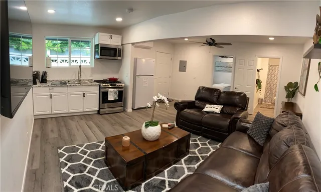 $2,400 | 723 North Quince Avenue, Upland, CA 91786